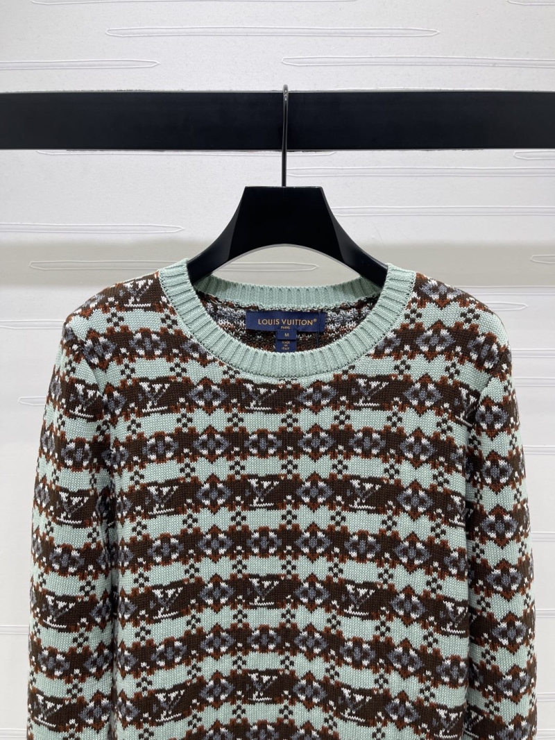 l0vis Vvtt0n sweaters